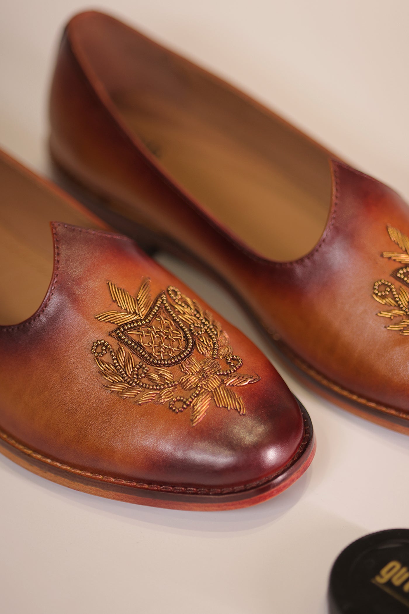 Handcrafted Brown Tan Leather Jalsa with Embroidered Crest & Wooden Sole