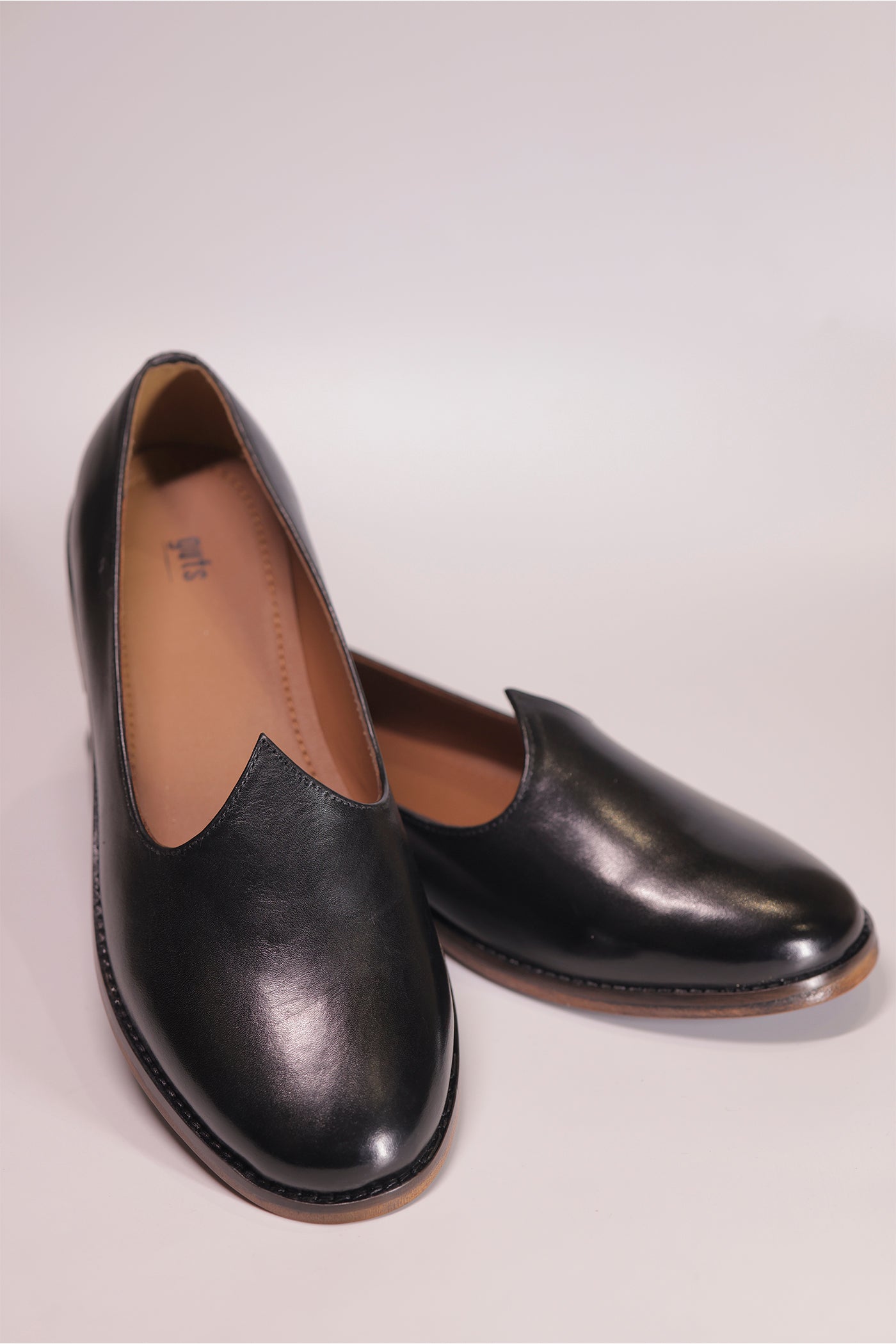 Black Plain Leather Jalsa with Wooden Sole