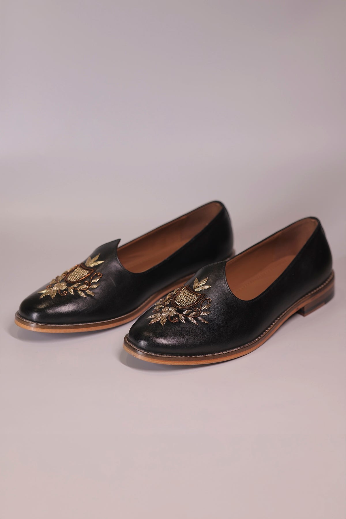 Handcrafted Black Leather Jalsa with Embroidered Crest