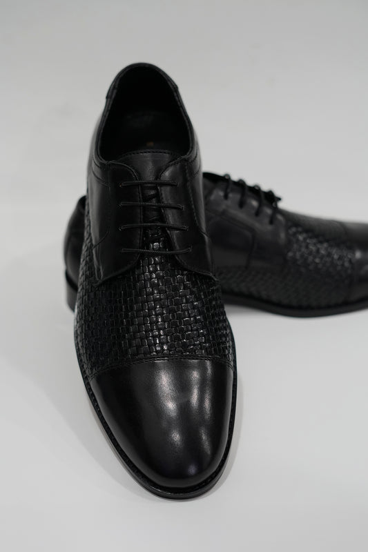 Oxford Mesh Crust Leather Shoe