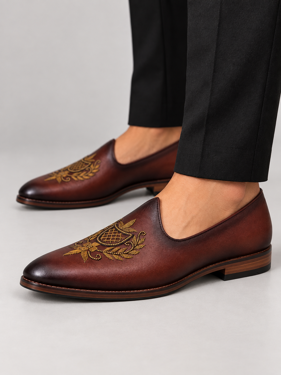 Handcrafted Brown Leather Jalsa with Embroidered Crest