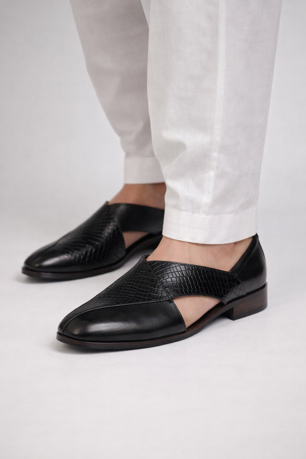 Black Leather Peshawari Jutti with Wooden Sole